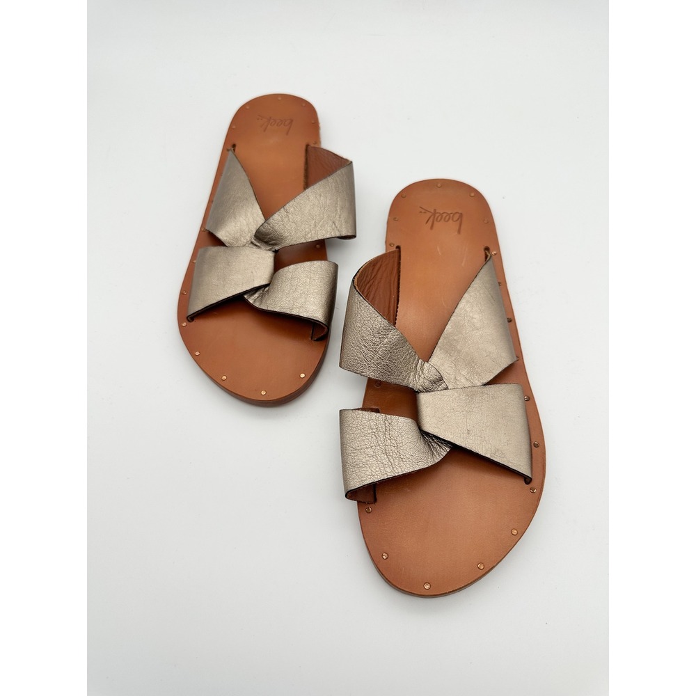 Beek Pigeon Crossover Slide Sandal in Platinum Size 8